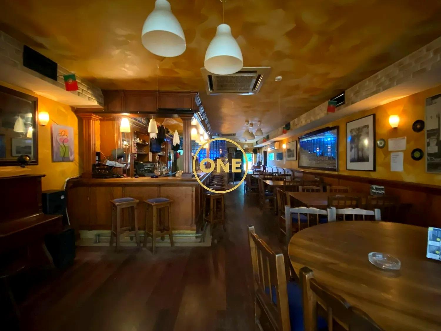 Excellent Bar Tavern in Salvaterra de Magos