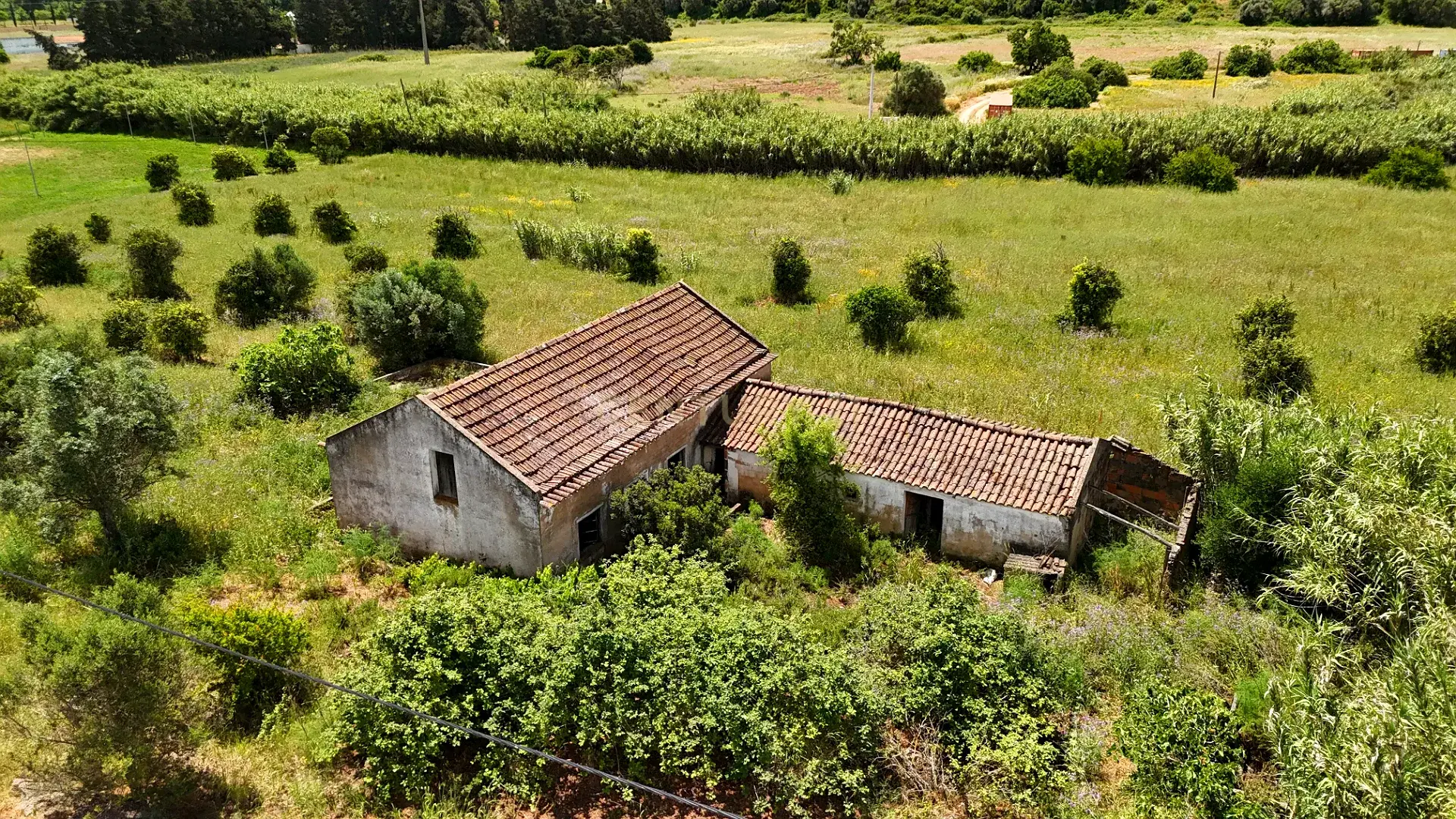 10,600 m² Land Plot in Odiáxere, Lagos
