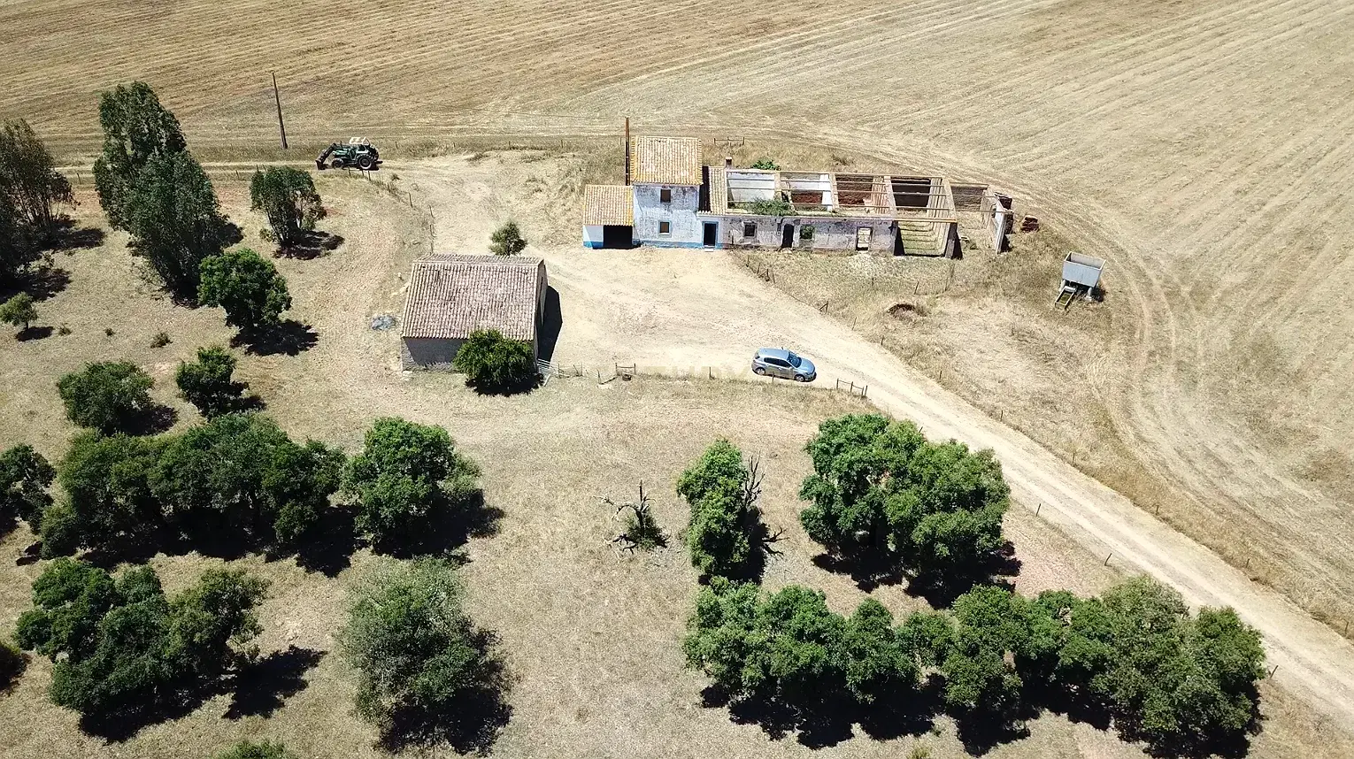 Property in Alentejo with Great Tourism and Agricultural Potential near Rocha Dam