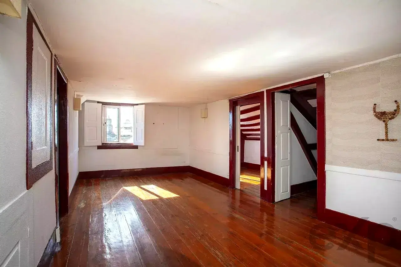 84 m² Office in Porto Historic Center