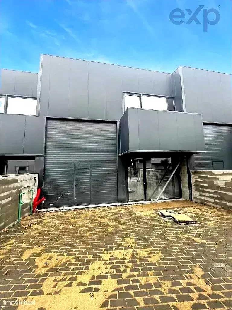 Warehouses / Industrial Pavilions for Sale in Viana do Castelo