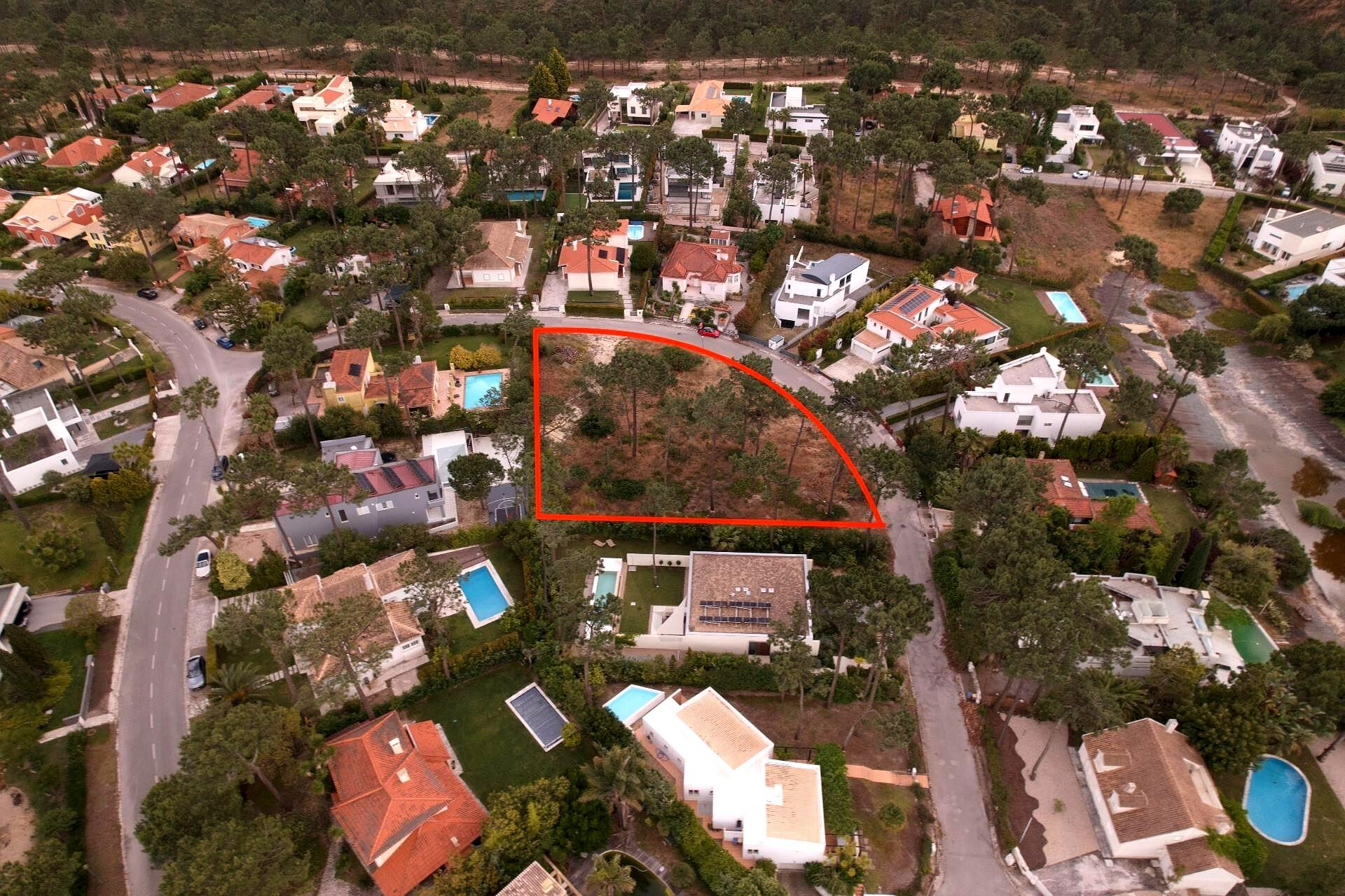 1,120 sqm Land Plot in Herdade da Aroeira