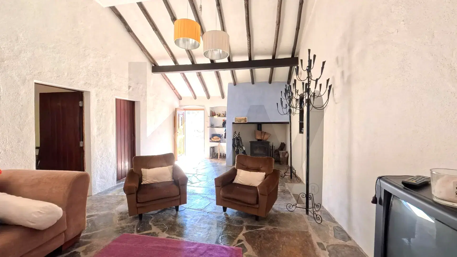 Alentejo Farm Estate with 3.3 Hectares, Pool and Pond in Pavia