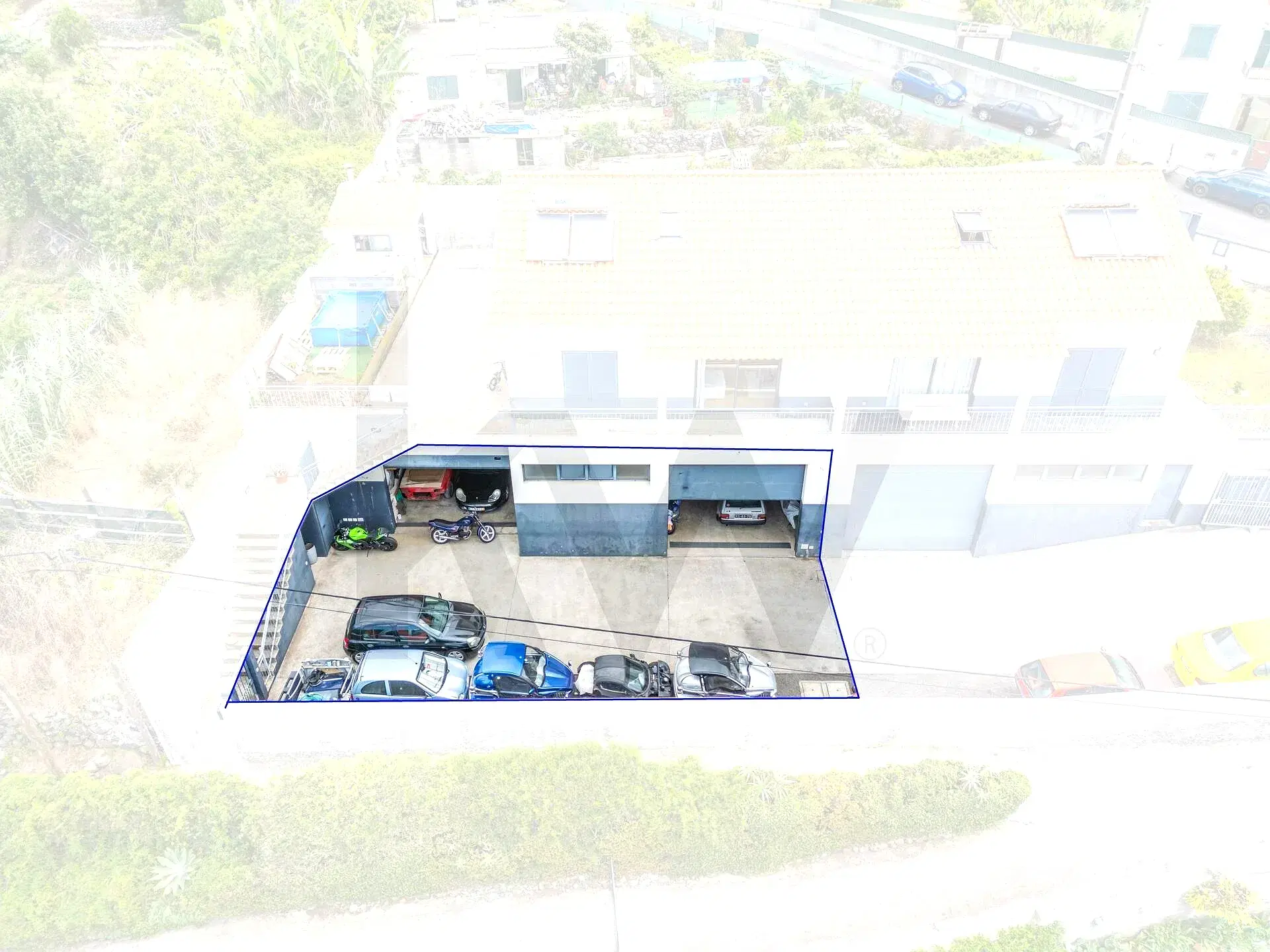 Auto and Motorcycle Repair Workshop in Cancela