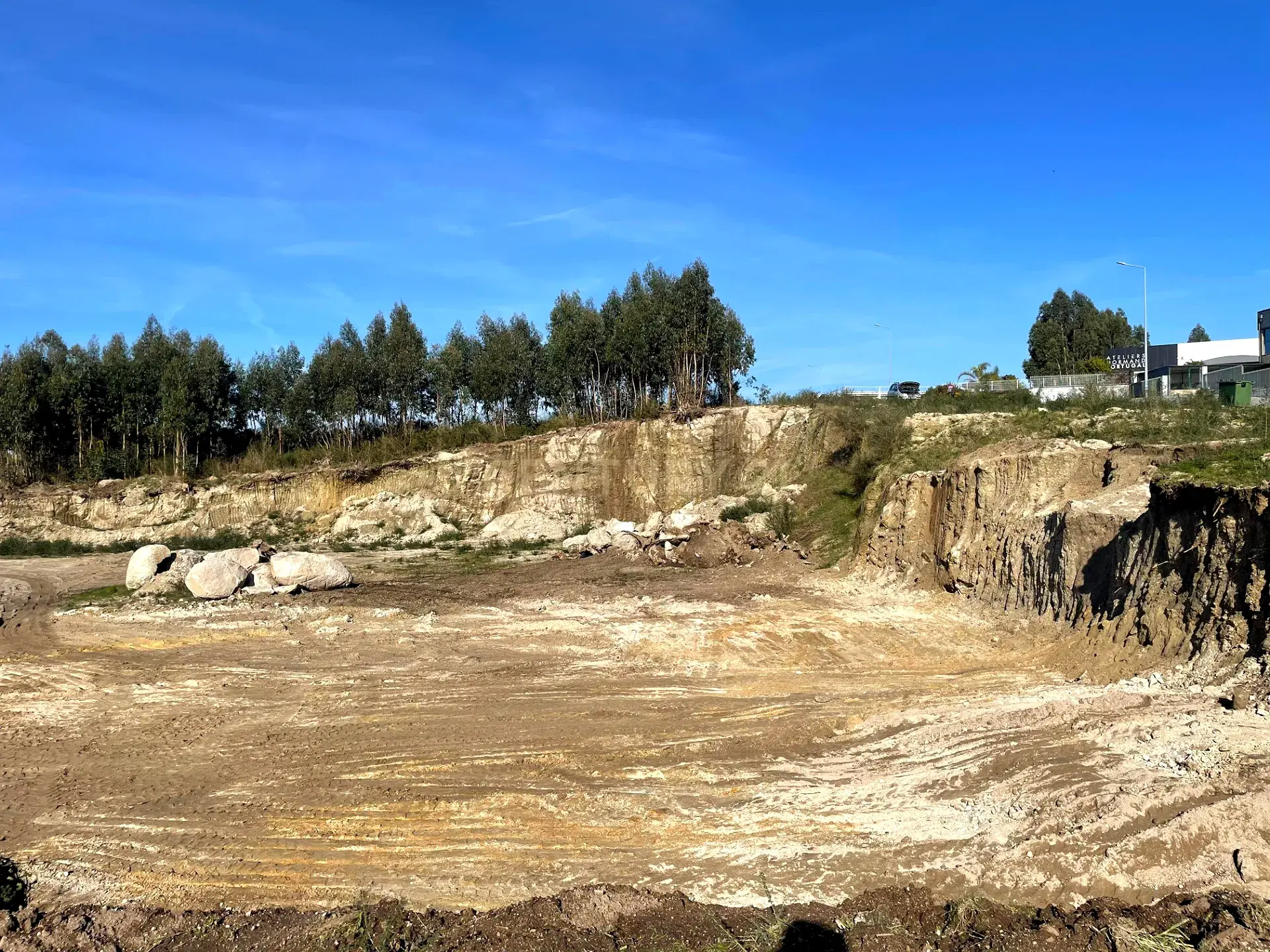 7,069 m² Industrial Land Plot in Freamunde, Paços de Ferreira