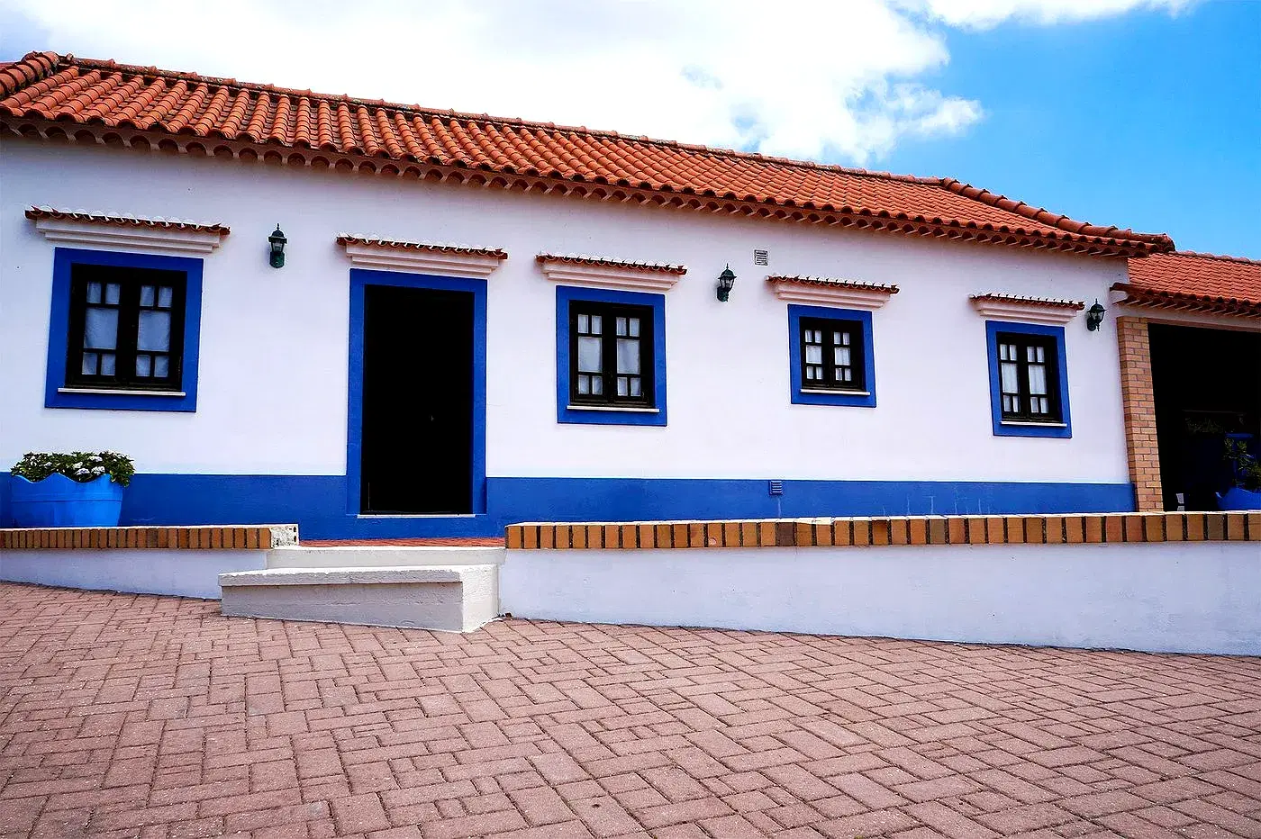 Charming Homestead with Pool and Panoramic Views in Ourém