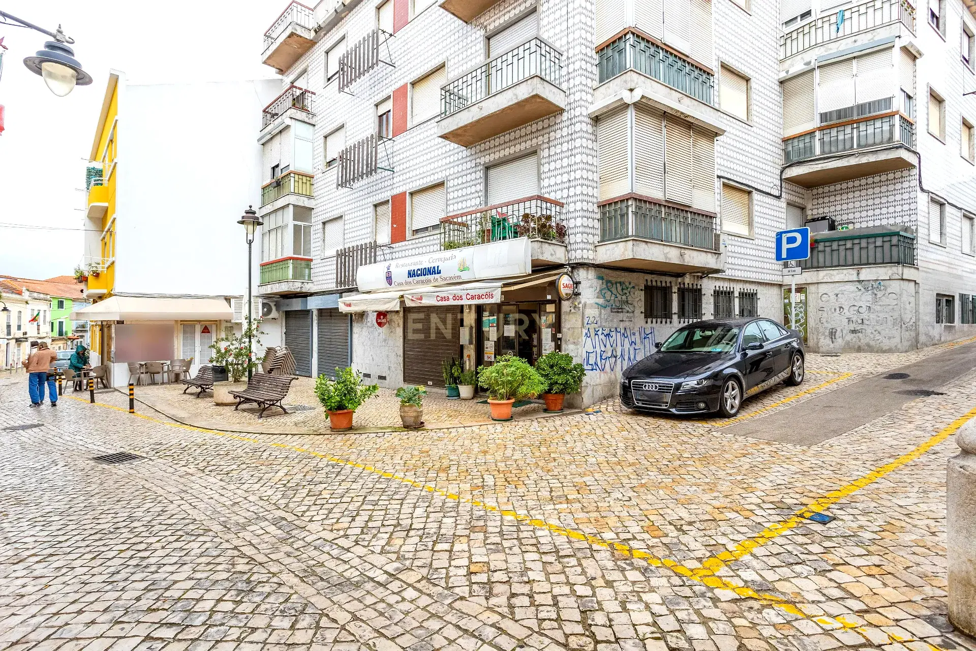 Restaurant Space for Sale in Sacavém