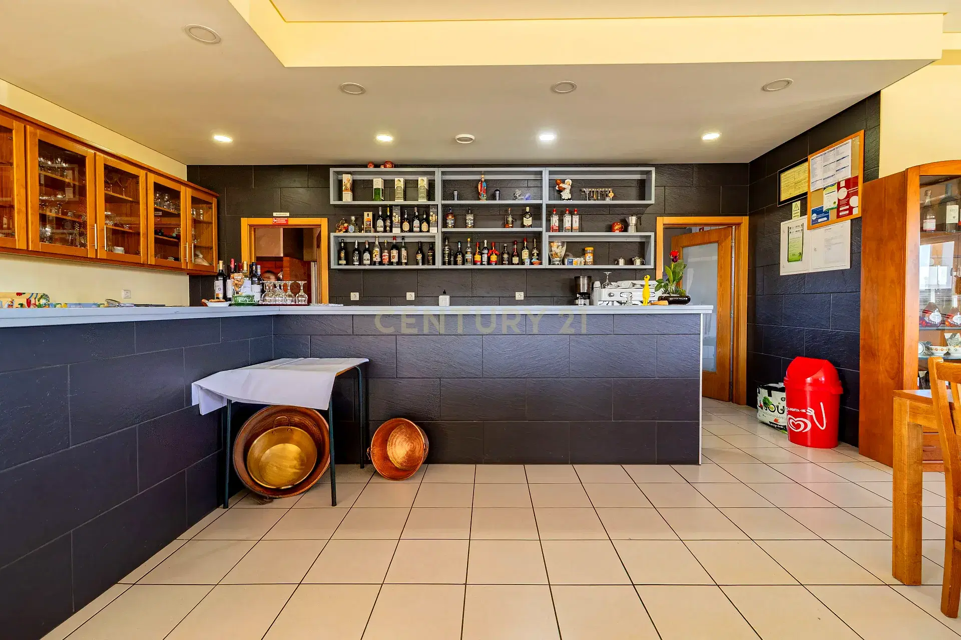 Charming 3-Bathroom Home in União das Freguesias de Sé, Bragança