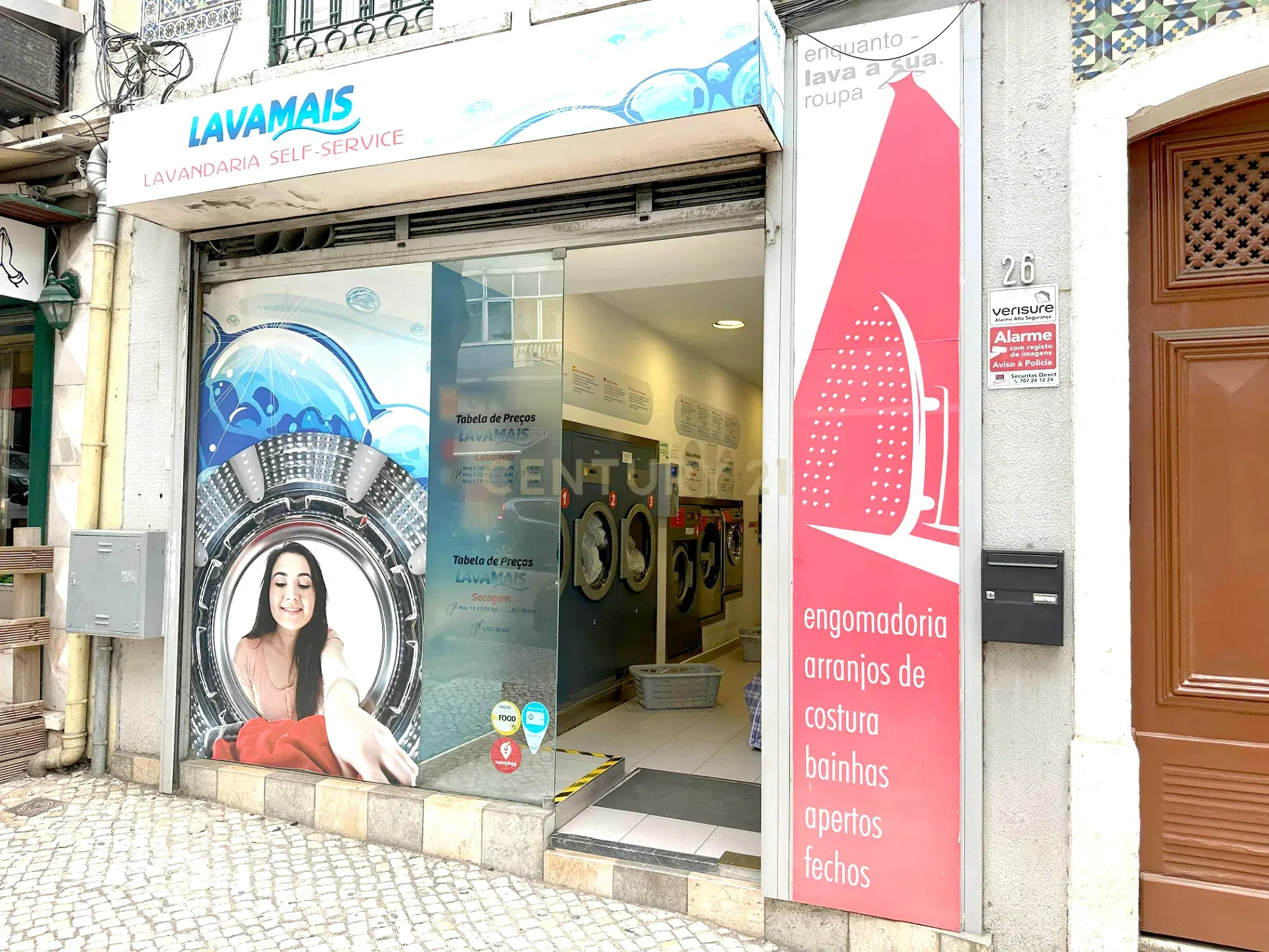 100 m² Store in Alcântara