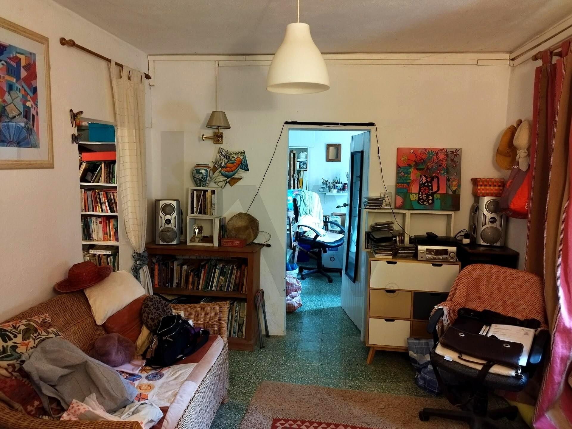 Single-Storey House with 2.5ha in Monchique