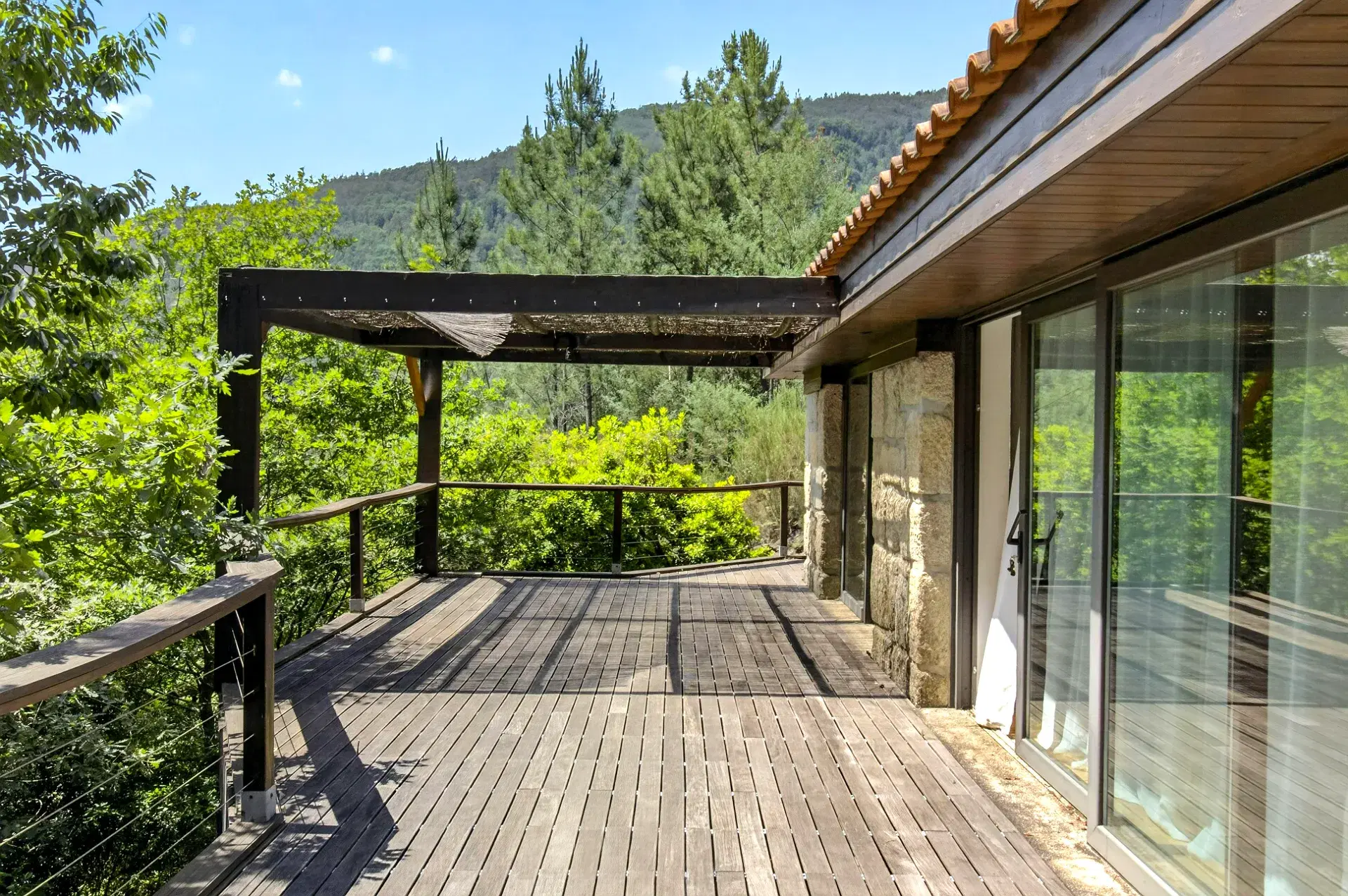 Unique Property in Gerês with Direct River Access and Private Mooring