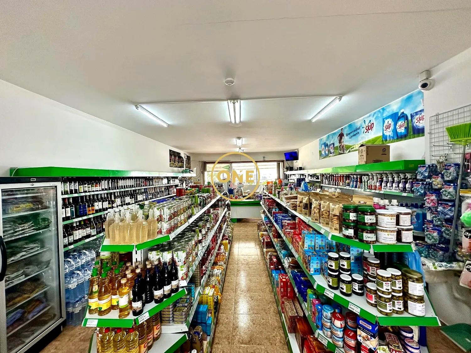 Fully Equipped & Stocked Mini-Market Business for Transfer in Terroso, Póvoa de Varzim