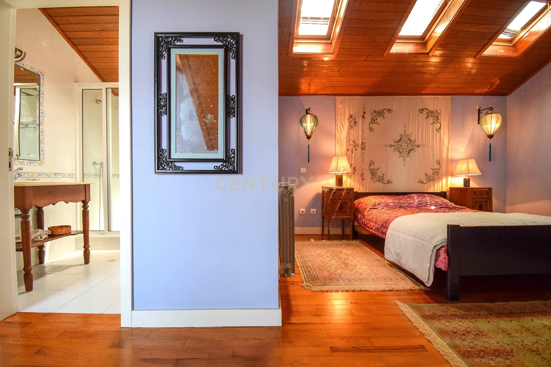 Restored Historic Manor House 650 m² Guest House