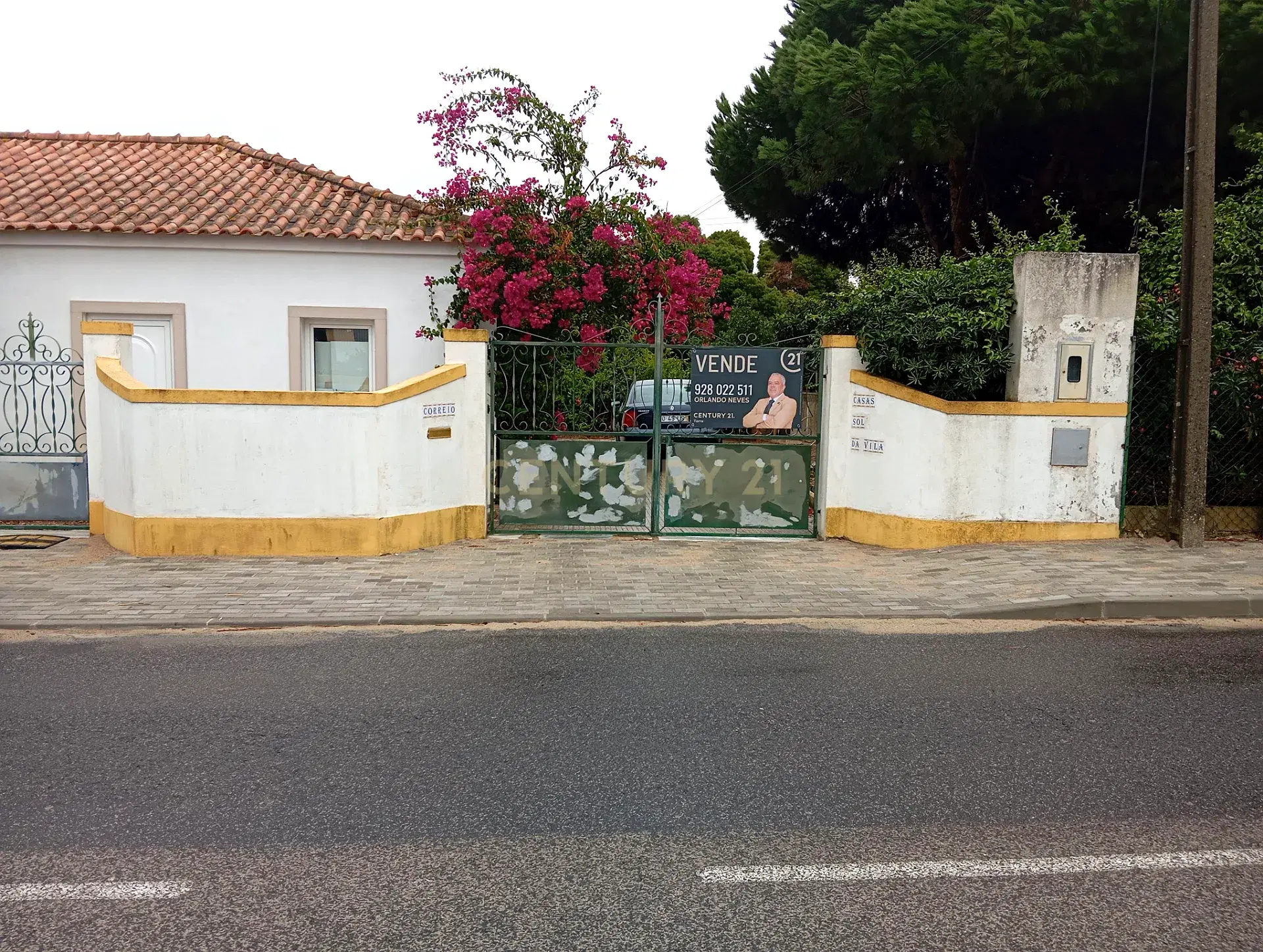 Detached Single-Story House in Palhais e Coina
