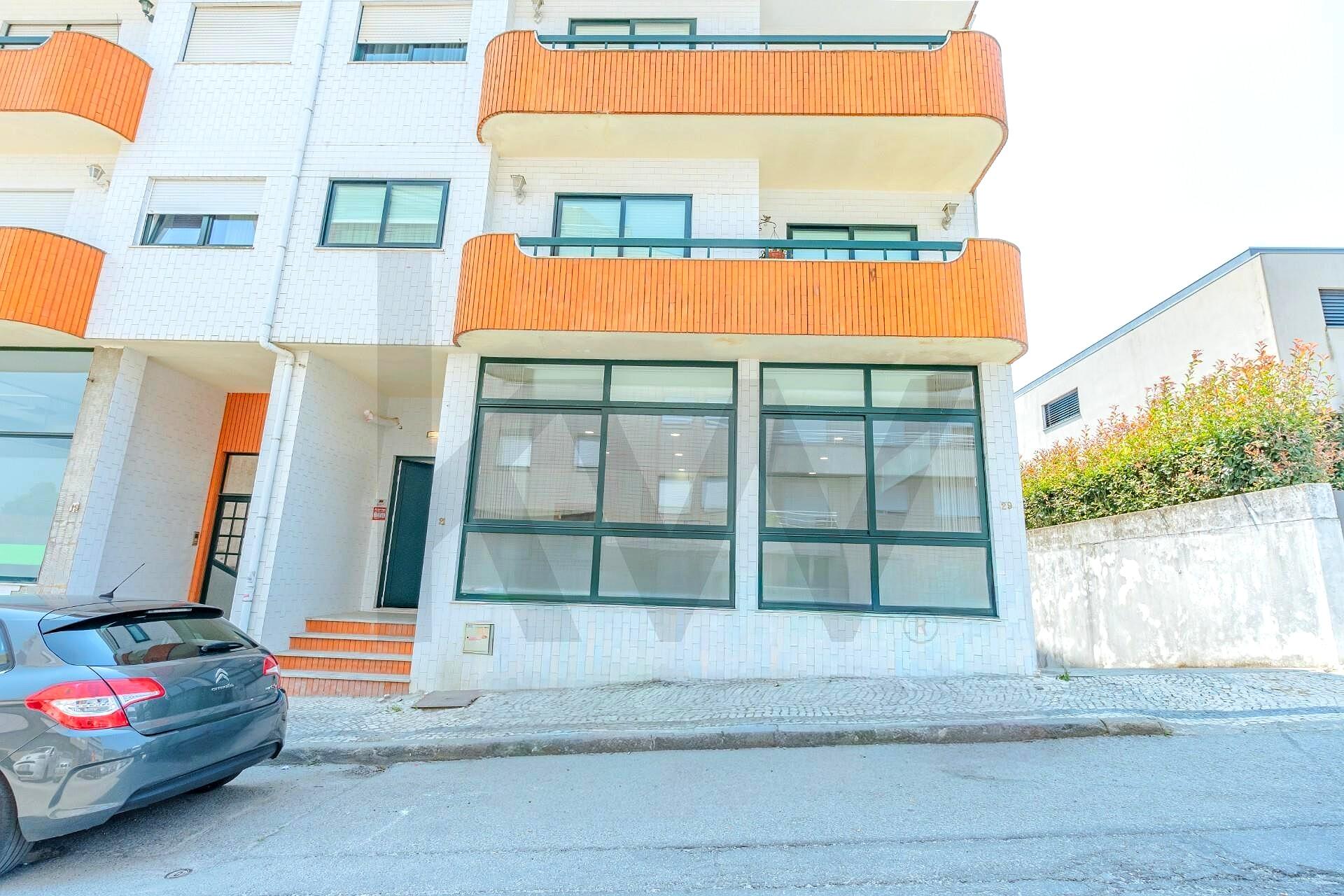 Appartement moderne de 3 chambres avec suite à Sao Joao da Madeira